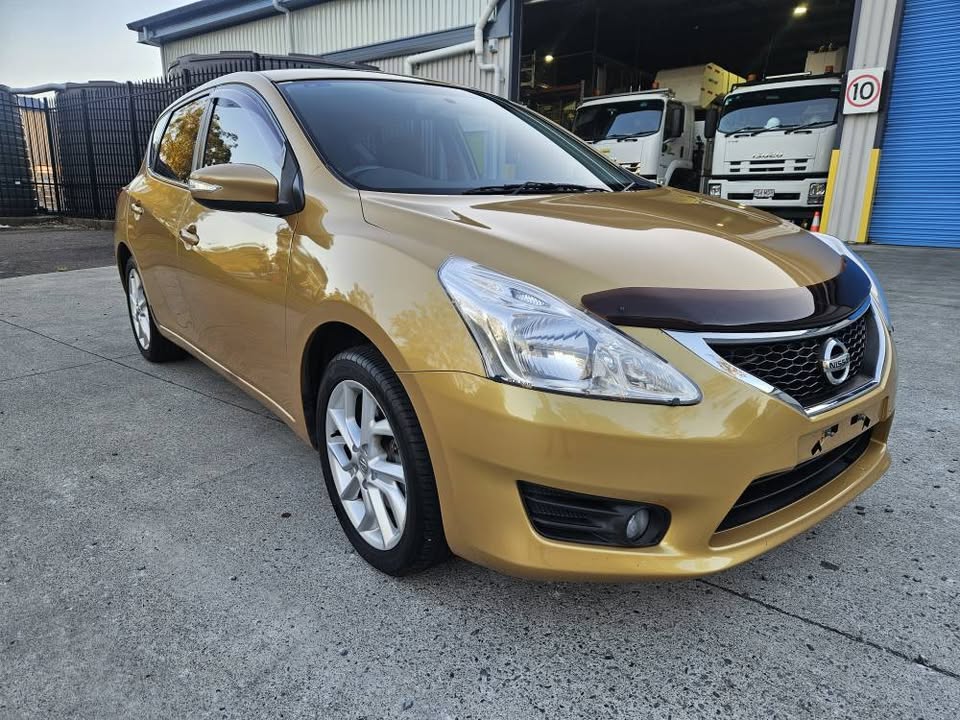 2013 Nisssan Pulsar STS turbo2.jpg